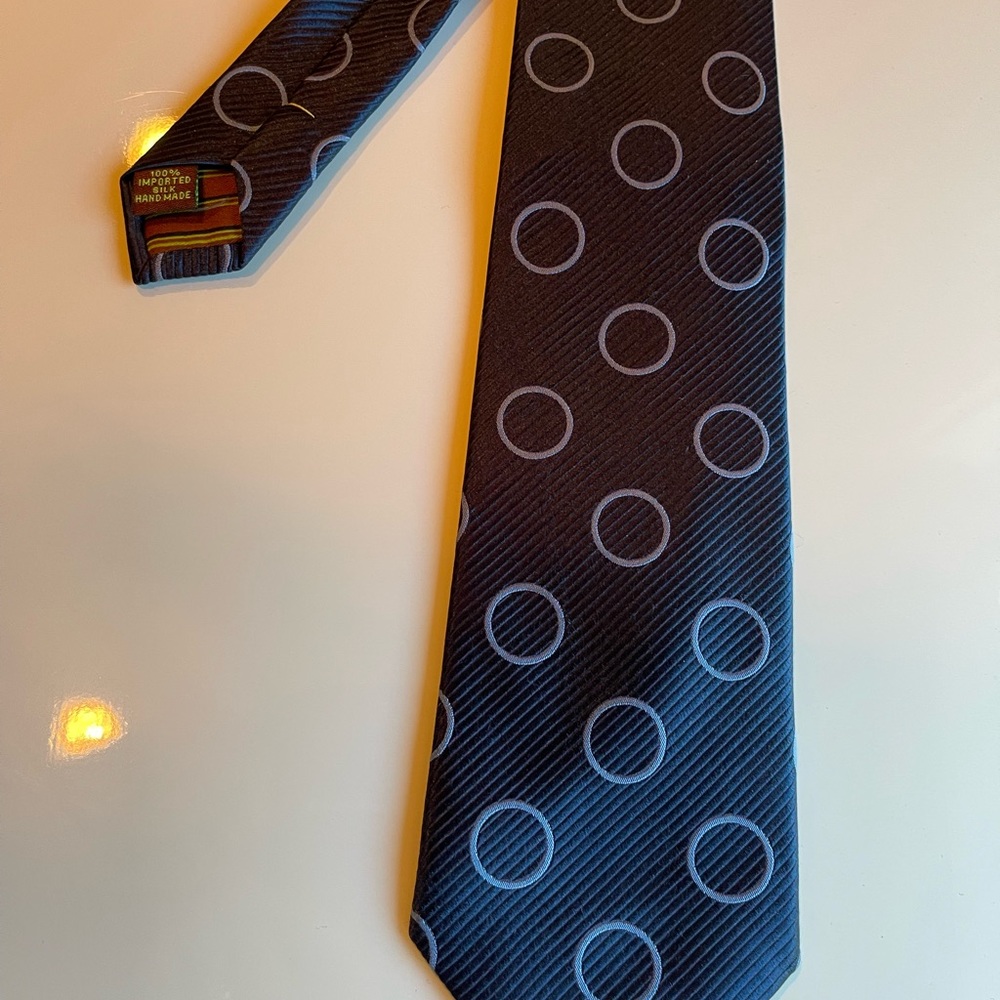 BCBG tie - Picture 10 of 10